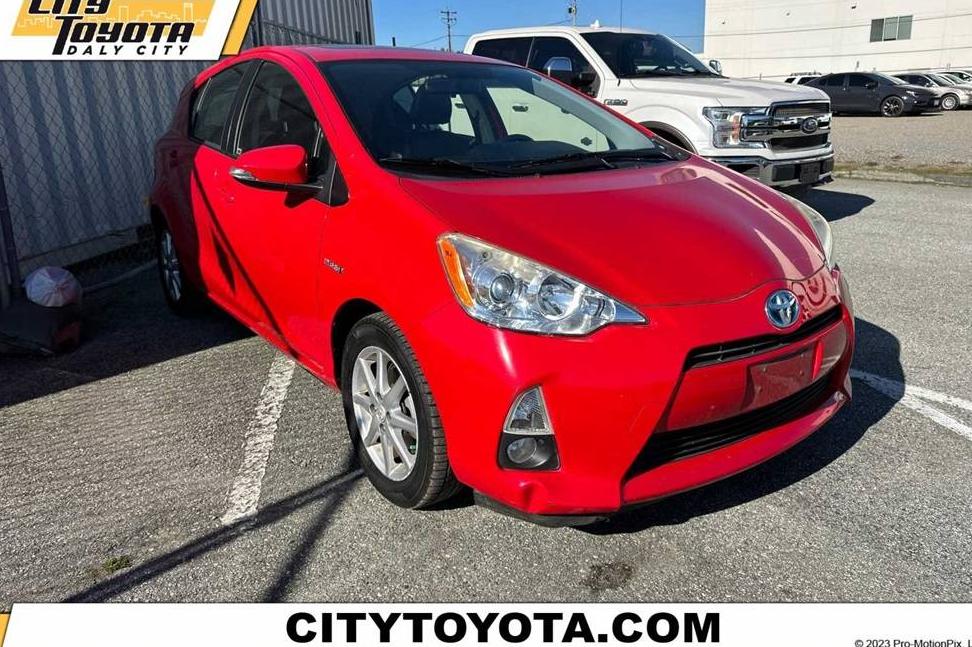 TOYOTA PRIUS C 2014 JTDKDTB31E1083994 image